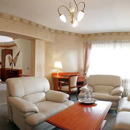 Restauracja Prestige Отель Севеж